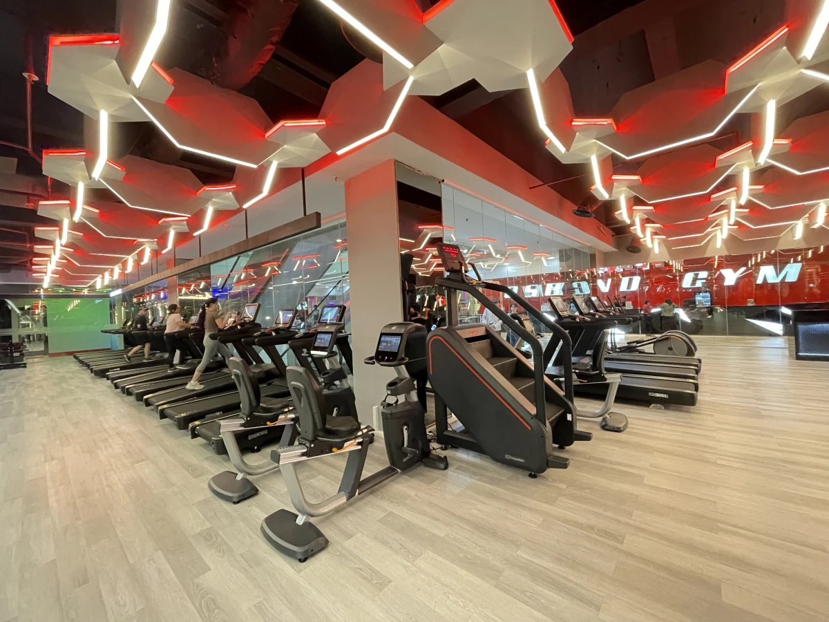 Osbond Gym Pluit Village Banner
